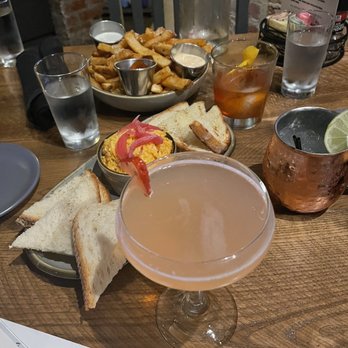 Social52 - Truffle fries and pimento cheese, plus a mule and another drink (can't remember the name!) - New American Near Me - Richmond, Virginia