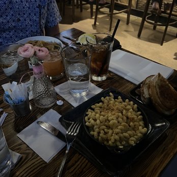 Bosscat Kitchen & Libations - MAC N CHEESE and grilled cheese - New American Near Me - Irvine, California