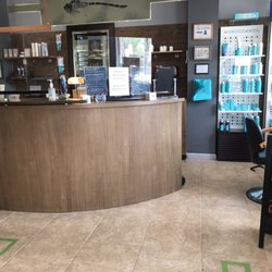 Salon Dragonfly