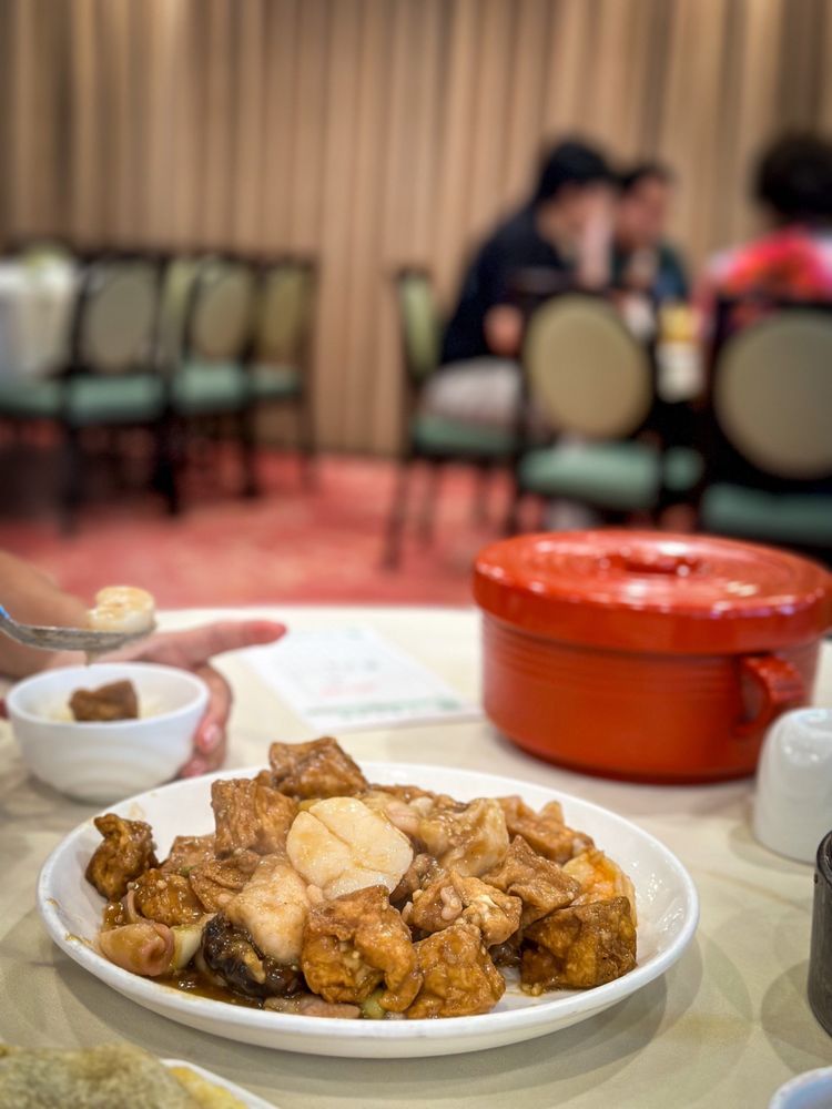 Top Island Seafood Restaurant