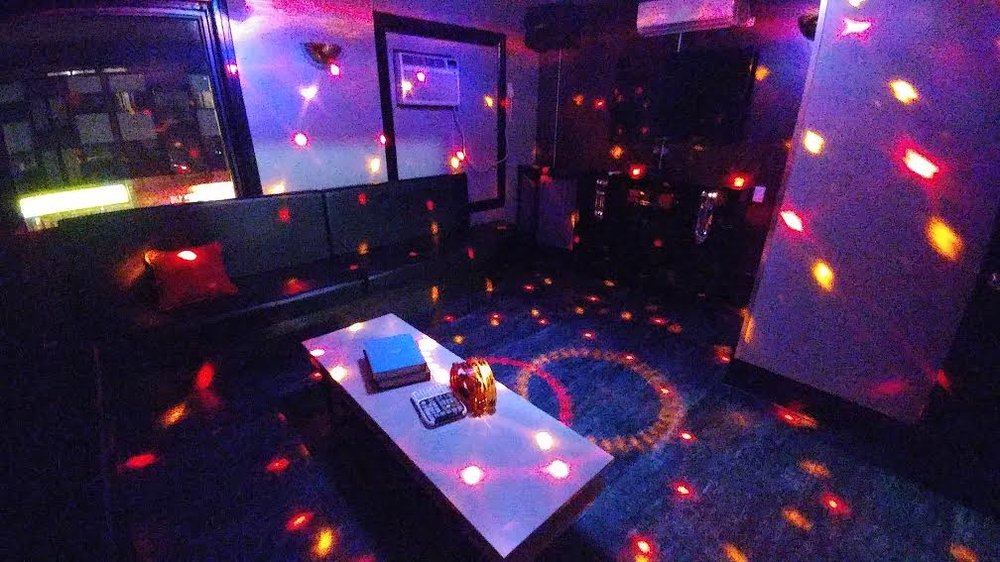 Echo Karaoke & Lounge