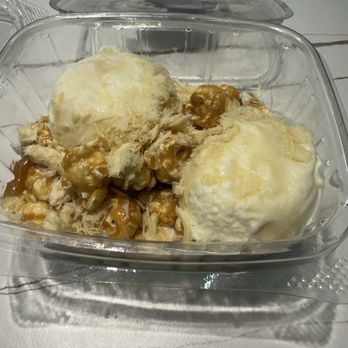 90's Lounge - Desserts Near Me - Toronto, Ontario 90's Lounge - Desserts Near Me - Toronto, Ontario