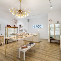 APRICOT room