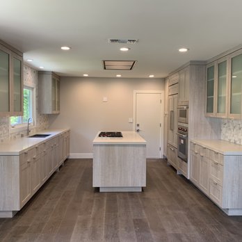 del rey plumbing - a kitchen with wood floors - Plumbing Near Me - Riverside, California del rey plumbing - a kitchen with wood floors - Plumbing Near Me - Riverside, California