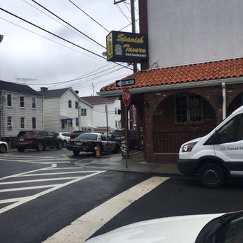 Spanish Tavern - Front of the restaurant - Spanish Near Me - Newark, New Jersey