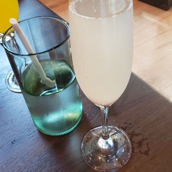 Yardbird - White grape mimosas - Southern Near Me - Dallas, Texas Yardbird - White grape mimosas - Southern Near Me - Dallas, Texas