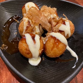 Isshindo Ramen - 2. Takoyaki - Ramen Near Me - Allston, Massachusetts