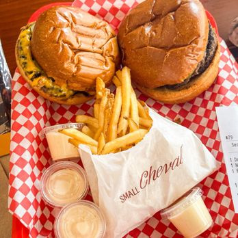 Small Cheval- Old Town - Burgers Near Me - Chicago, Illinois