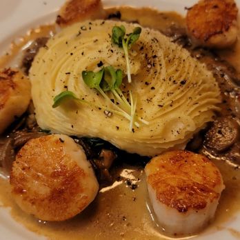 Shadowbrook - Scallops - American Near Me - Capitola, California Shadowbrook - Scallops - American Near Me - Capitola, California