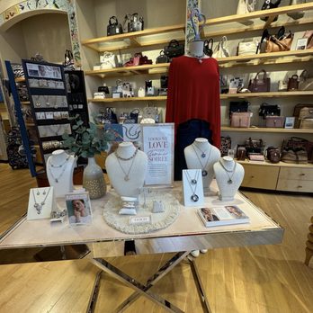 Brighton - Accessories Near Me - Honolulu, Hawaii