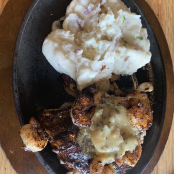 Applebee's Grill + Bar - American Near Me - Portsmouth, New Hampshire