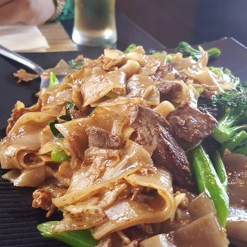 TreeHouse Thai - Beef pad see ewe - Thai Near Me - Culver City, California