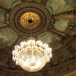 Théatre Montansier de Versailles - Le lustre du Théâtre Montansier de Versailles.