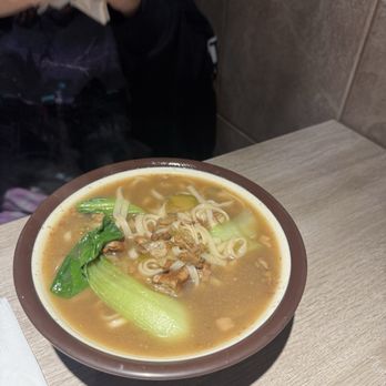 Tea Hut - 780 Braised Pork Noodle Soup - Bubble Tea Near Me - Hamilton, Ontario