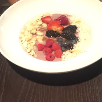 Jardenea - Açaí berry bowl - New American Near Me - Washington, DC, District of Columbia