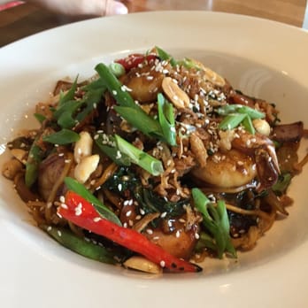 Earls Kitchen + Bar - Kung Pao + shrimp. We ordered it on the mild side, but it still had a kick to it! - New American Near Me - Miami, Florida Earls Kitchen + Bar - Kung Pao + shrimp. We ordered it on the mild side, but it still had a kick to it! - New American Near Me - Miami, Florida