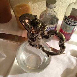 Restaurant im Wohnzimmer - Ein Gin-Tonic zur Begrüßung