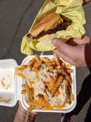 MidCity SmashedBurger @ Level Beer: Level 3 Buckman Kerns by null