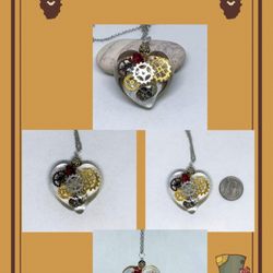 Vivian Treasury - Steampunk necklace