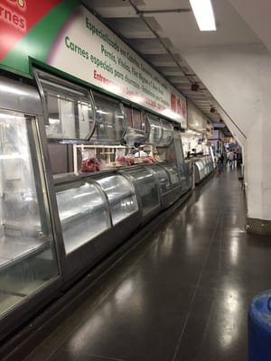 Mercado Municipal de Pinheiros by null