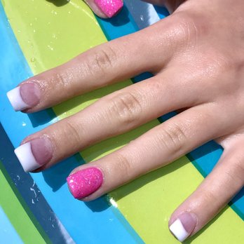 D'Diamond Nail Spa - Bubbles - Nail Salons Near Me - Tomball, Texas