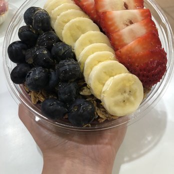 Kiwi Spoon - Açaí Bowl - Ice Cream & Frozen Yogurt Near Me - Rocky Hill, Connecticut Kiwi Spoon - Açaí Bowl - Ice Cream & Frozen Yogurt Near Me - Rocky Hill, Connecticut