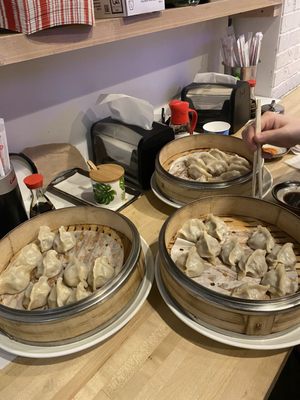 lao tian dumpling house by null