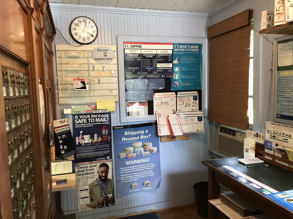 US POST OFFICE 3392 County Line Rd, Colgate, Wisconsin Post Offices