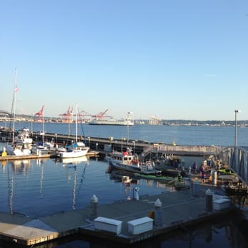 Anthony's Pier 66 - The Mountain is barely visible tonight, but the view is still great - Seafood Near Me - Seattle, Washington