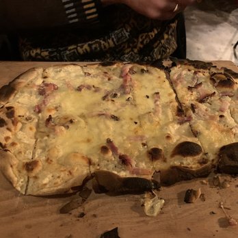 La Binchstub Broglie - Tarte flambée munster - Alsatian Near Me - Strasbourg, 67 La Binchstub Broglie - Tarte flambée munster - Alsatian Near Me - Strasbourg, 67