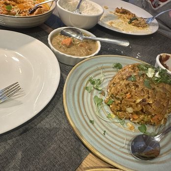 Lungi - Kori Ghassi (chicken curry) & vegetable Kothu - Cocktail Bars Near Me - New York, New York