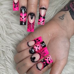 Tiktok Lounge - Halloween theme by Belle