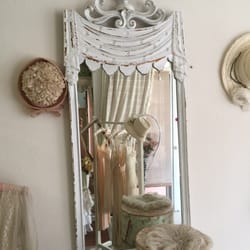 Vintage Garden - Very cool mirror