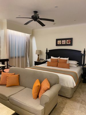 Valentin Imperial Riviera Maya by null