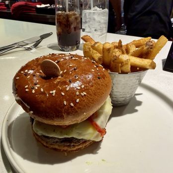Gordon Ramsay Burger Las Vegas - Burgers Near Me - Las Vegas, Nevada Gordon Ramsay Burger Las Vegas - Burgers Near Me - Las Vegas, Nevada