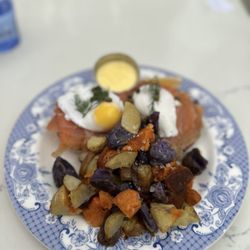 Jeannine's Bakery & Restaurant - Norwegian Benedict with rainbow potatoes