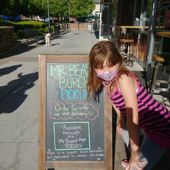 MrBeast Burger - Baby Girl spotted the signage... - Food Delivery Services Near Me MrBeast Burger - Baby Girl spotted the signage... - Food Delivery Services Near Me