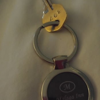 Malaga Inn - Yes! Real keys not those plastic key cards. - Hotels Near Me - Mobile, Alabama