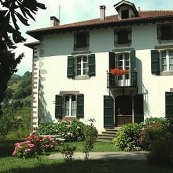 Casas Etxezuria