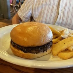 Cracker Barrel Old Country Store - Hamburger and fries 5/5 -Cracker Barrel -Park City, KS