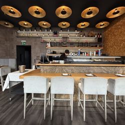 Diningruhm - Sushi bar