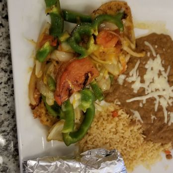Leon Mexican Cuisine - Pollo Monterrey - Mexican Near Me - Greenwood, Indiana