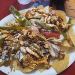 El Paraiso Restaurant - Fajita Nachos