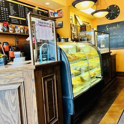 Difiore's Ice Cream Delite - Sweets and treats!