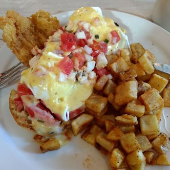 Key Largo Conch House - Conch benedict - Seafood Near Me - Key Largo, Florida Key Largo Conch House - Conch benedict - Seafood Near Me - Key Largo, Florida