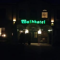 Waldhotel - Empfang