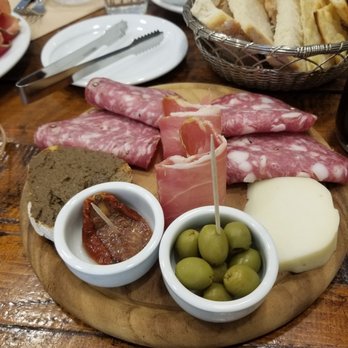 La Capanna - Italian Near Me - Florence, FI