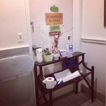 Mobil - This is one of the strangest choices in gas station bathroom decor I've ever seen. - Convenience Stores Near Me - Goffstown, New Hampshire
