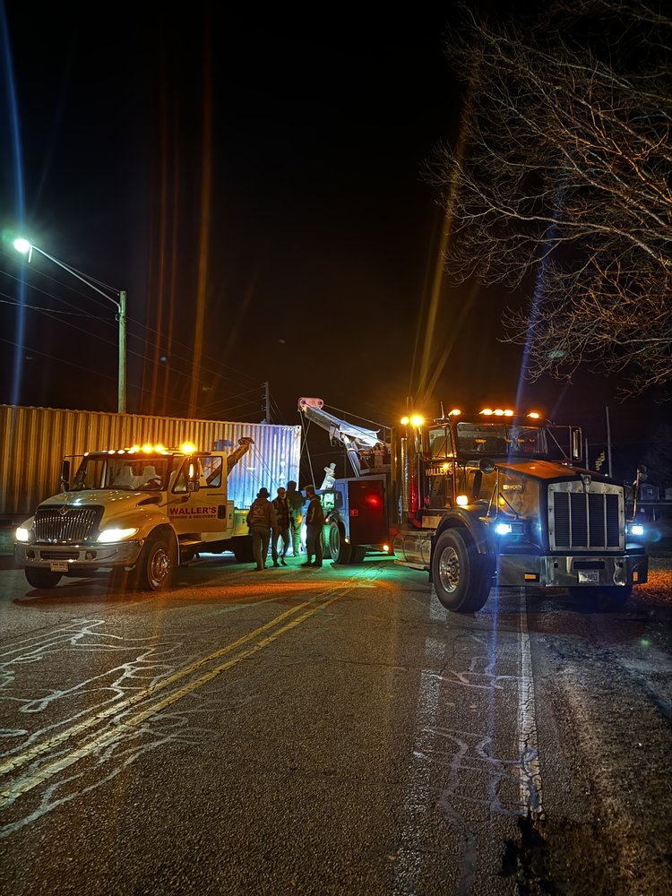 WALLER’S TOWING AND RECOVERY Updated September 2024 11 Photos
