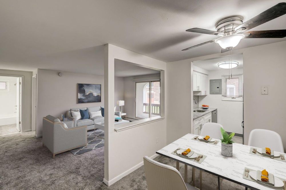 RAINTREE ISLAND APARTMENT HOMES Updated October 2024 43 Photos